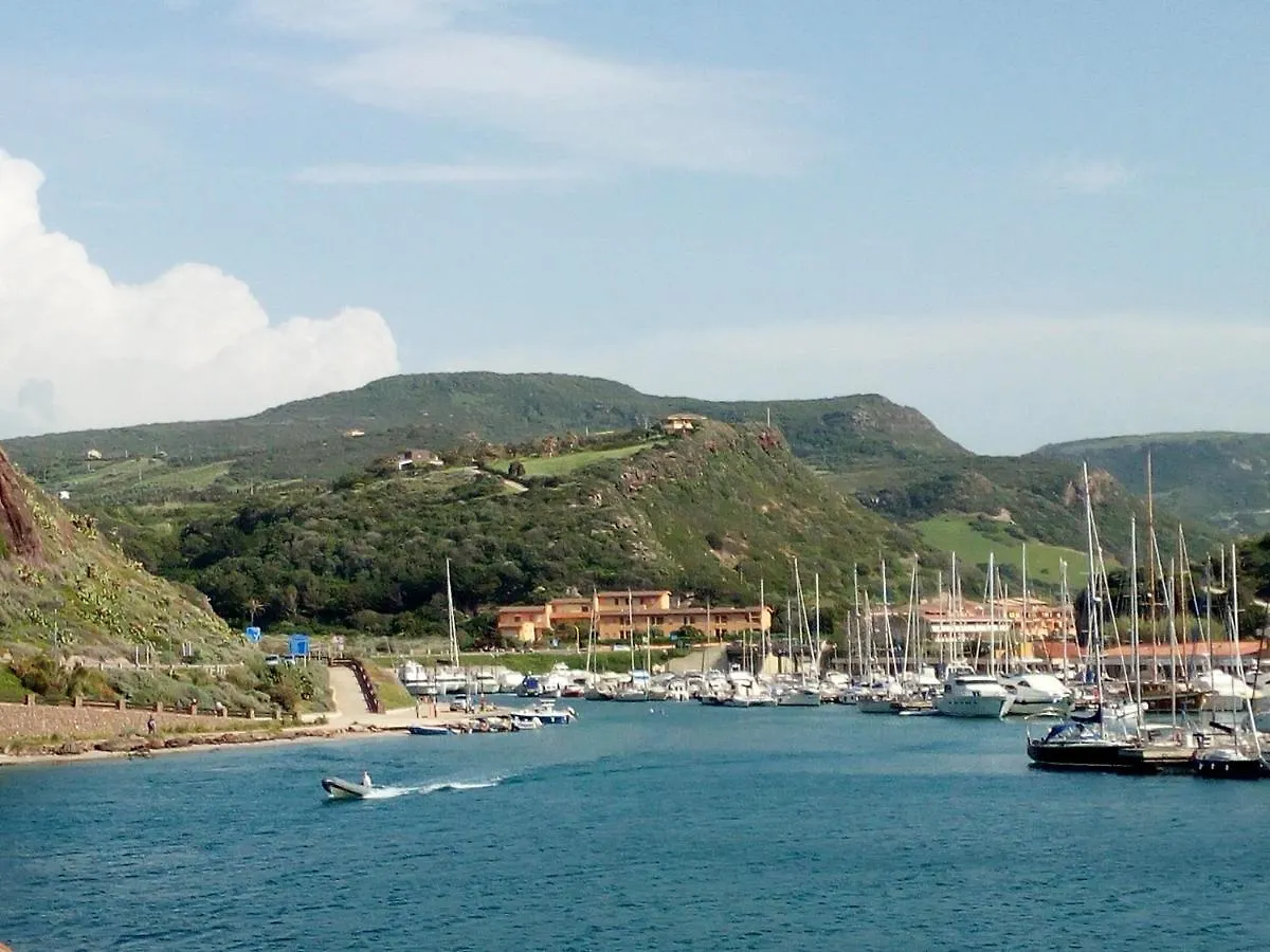 Appartamento Grazioso attico vicino alla spiaggia e al centro Castelsardo